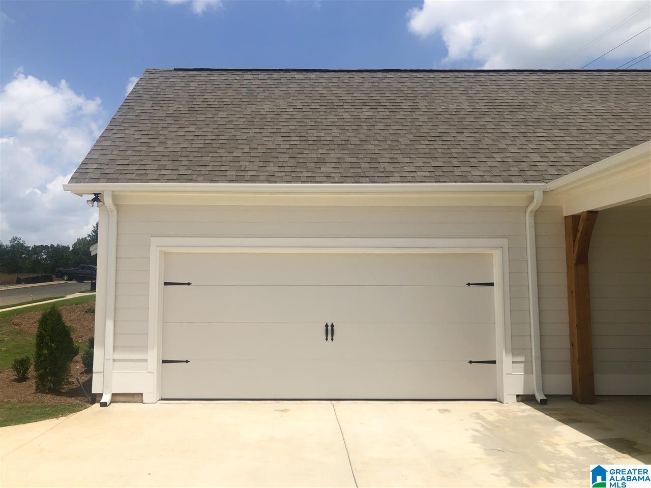 1102 Camellia Ridge Drive Pelham, AL 35124 - Photo 5 of 11