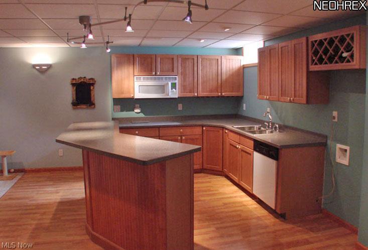 5525 East Heisley Road Mentor, OH 44060 - Photo 8 of 14 Gallery Image 8