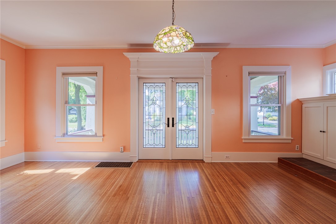 280 Berkeley Street Rochester, NY 14607 - Photo 11 of 48