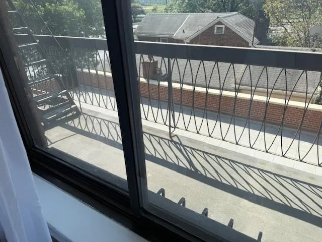 $450,000 | 2121 Shore Parkway, Unit 3C | Gravesend