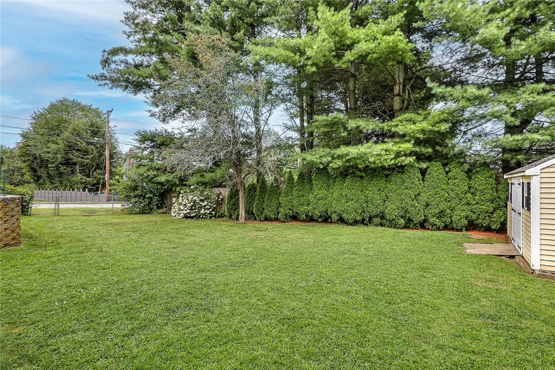 475 River Road Lincoln, RI 02865 - Photo 36 of 37