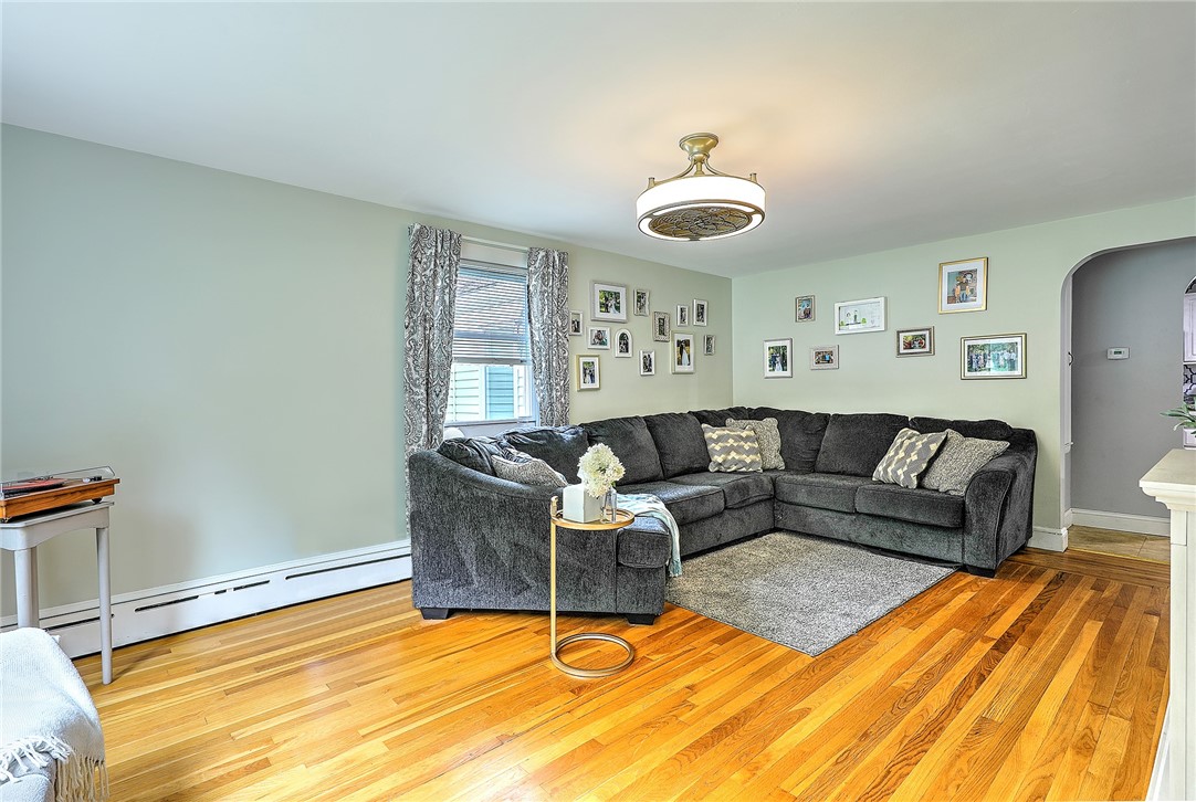 475 River Road Lincoln, RI 02865 - Photo 4 of 37