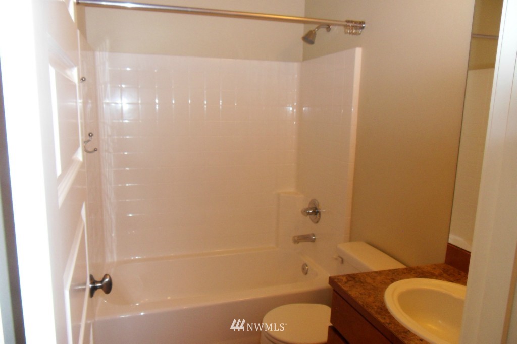 3518 182nd Place Southeast Bothell, WA 98012 - Photo 11 of 19