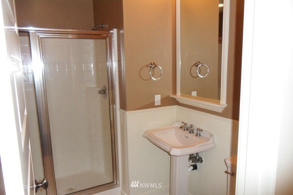 3518 182nd Place Southeast Bothell, WA 98012 - Photo 13 of 19