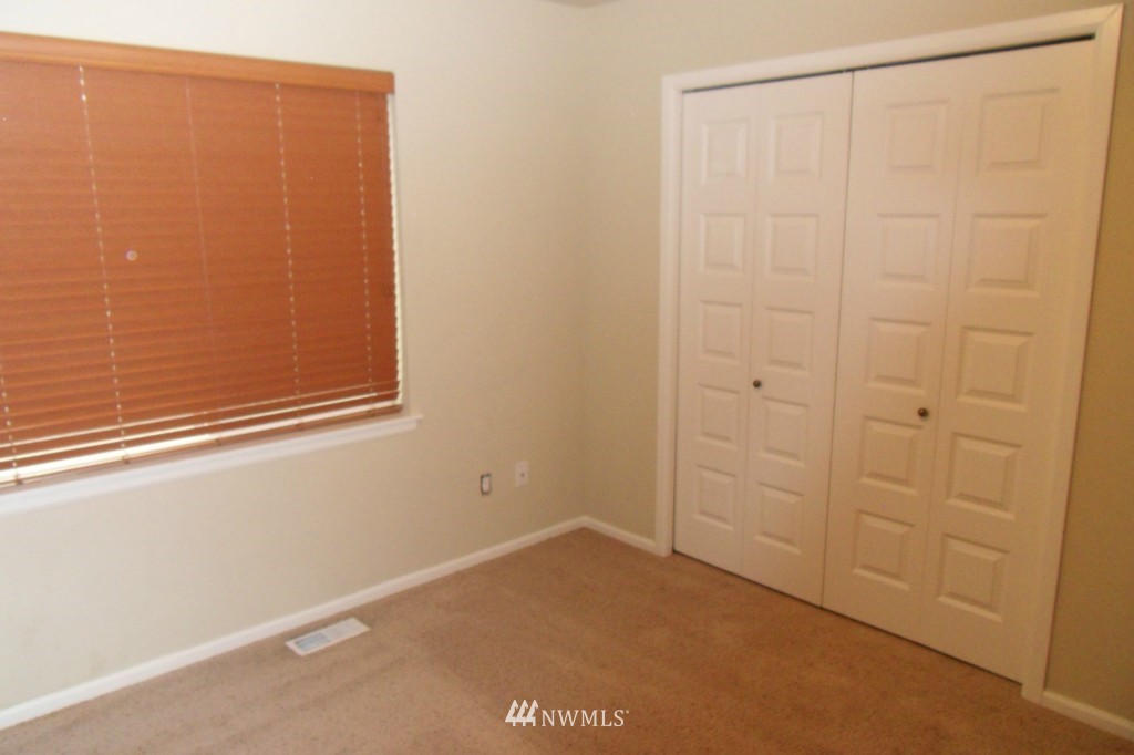 3518 182nd Place Southeast Bothell, WA 98012 - Photo 15 of 19