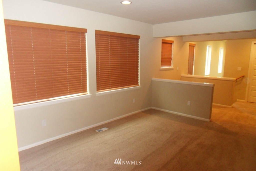 3518 182nd Place Southeast Bothell, WA 98012 - Photo 7 of 19