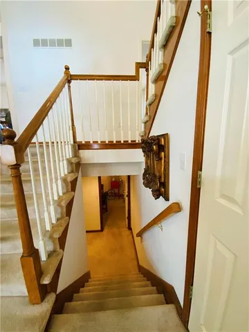 $375,000 | 10526 Rowland Avenue, Kansas City, KS 66109