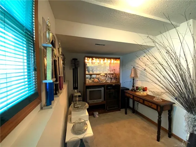 $375,000 | 10526 Rowland Avenue, Kansas City, KS 66109