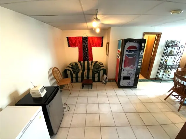 $375,000 | 10526 Rowland Avenue, Kansas City, KS 66109