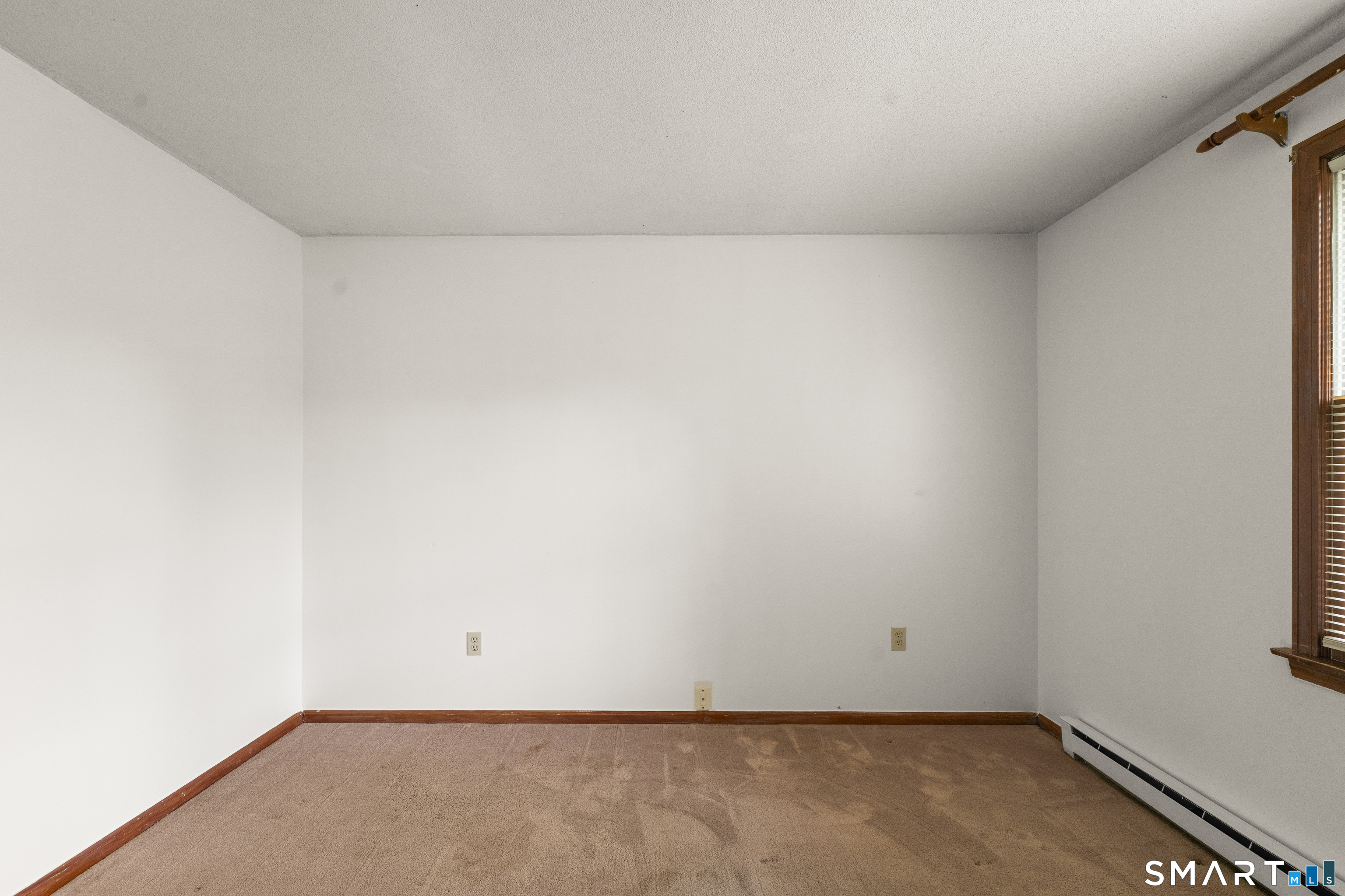 209 Pine Ln Extension Windsor, CT 06095 - Photo 16 of 38