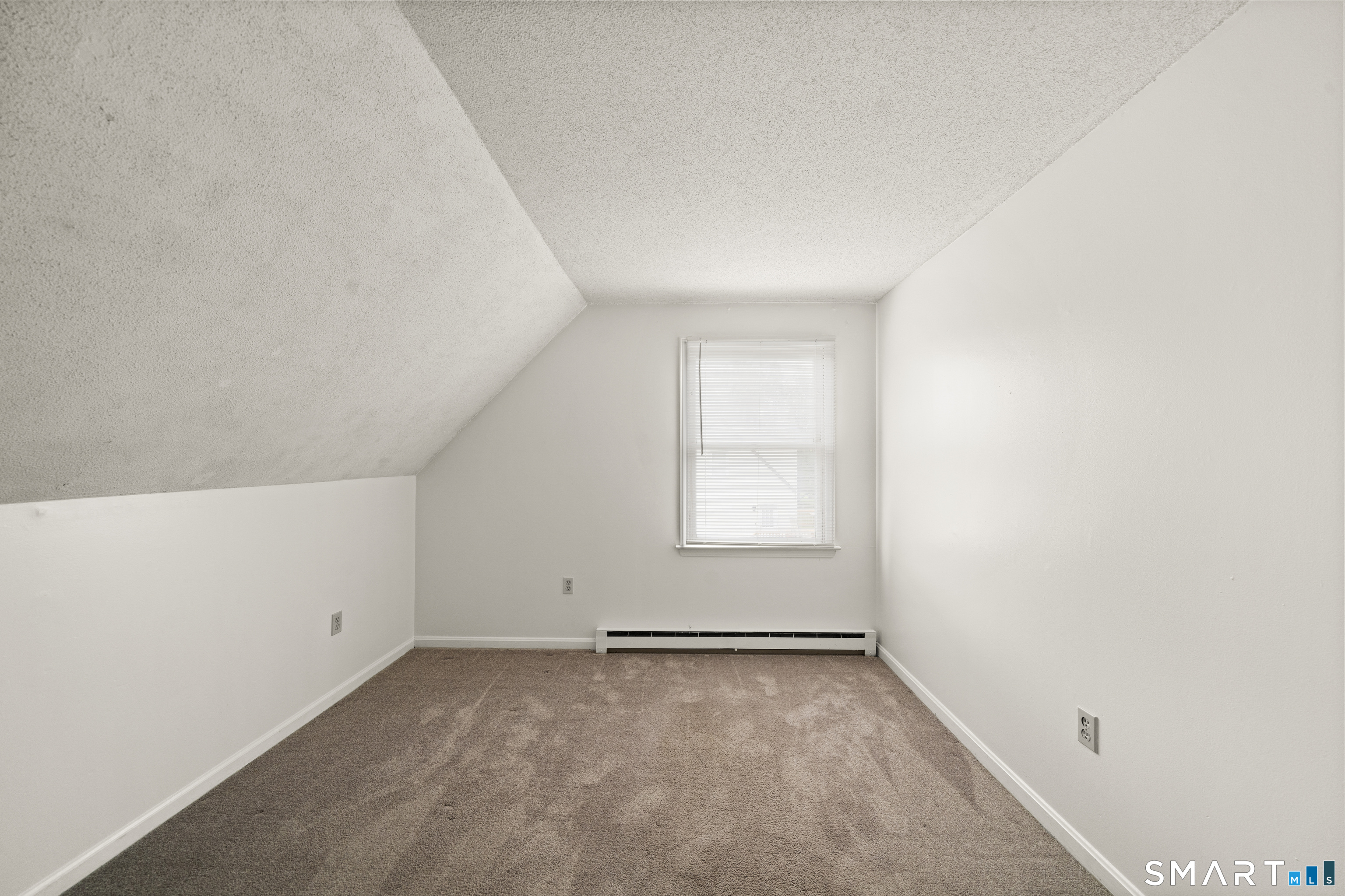 209 Pine Ln Extension Windsor, CT 06095 - Photo 24 of 38