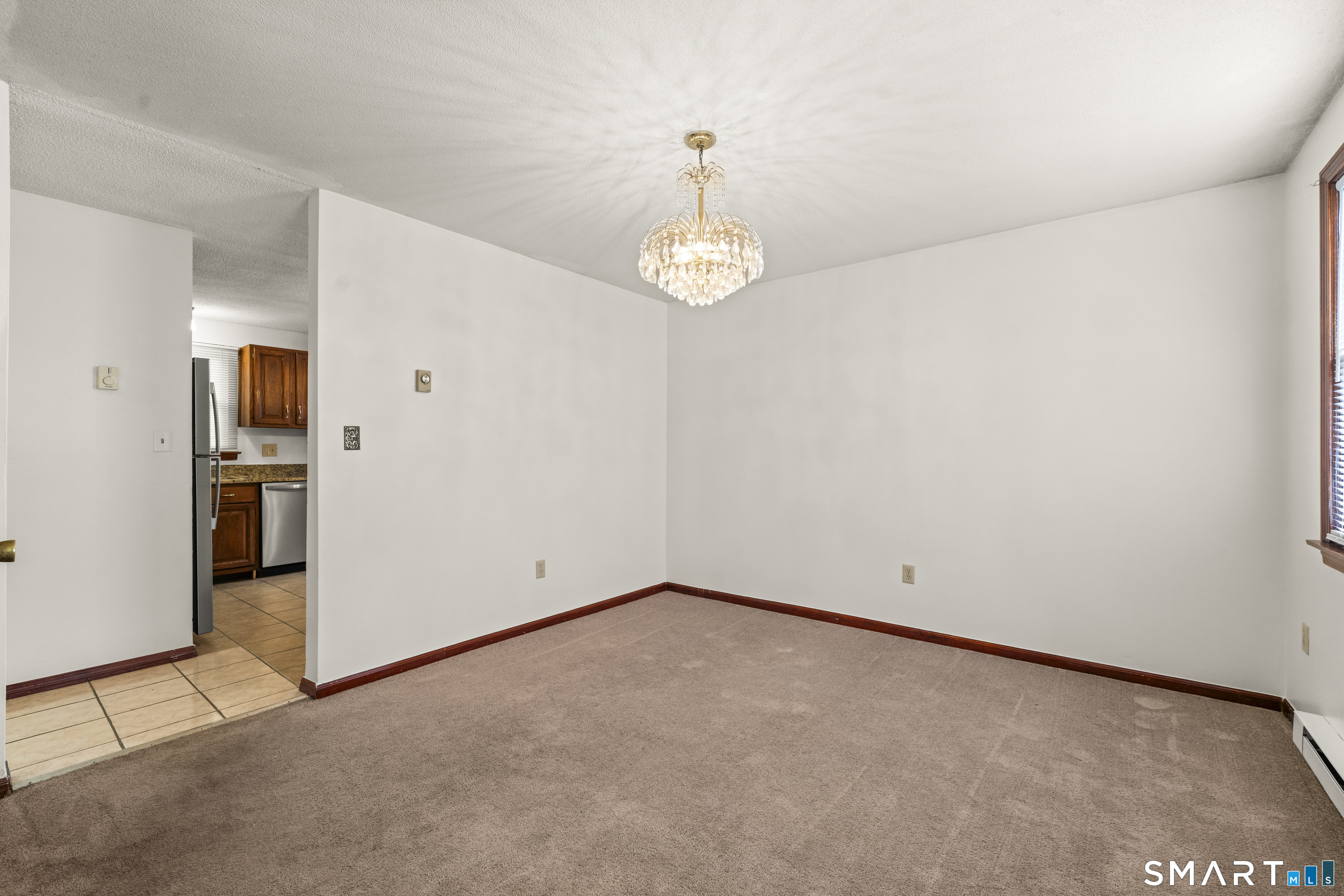 209 Pine Ln Extension Windsor, CT 06095 - Photo 6 of 38