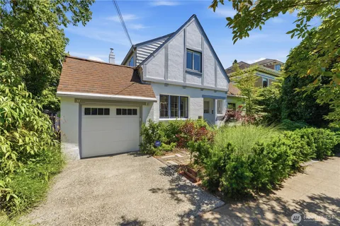 $2,747,000 | 614 35th Avenue, Seattle, WA 98122
