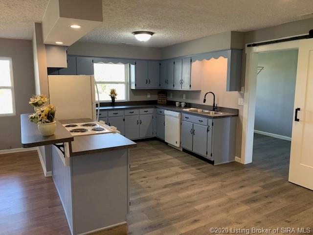 4395 Heth Washington Road Southwest Central, IN 47110 - Photo 9 of 28 Gallery Image 9