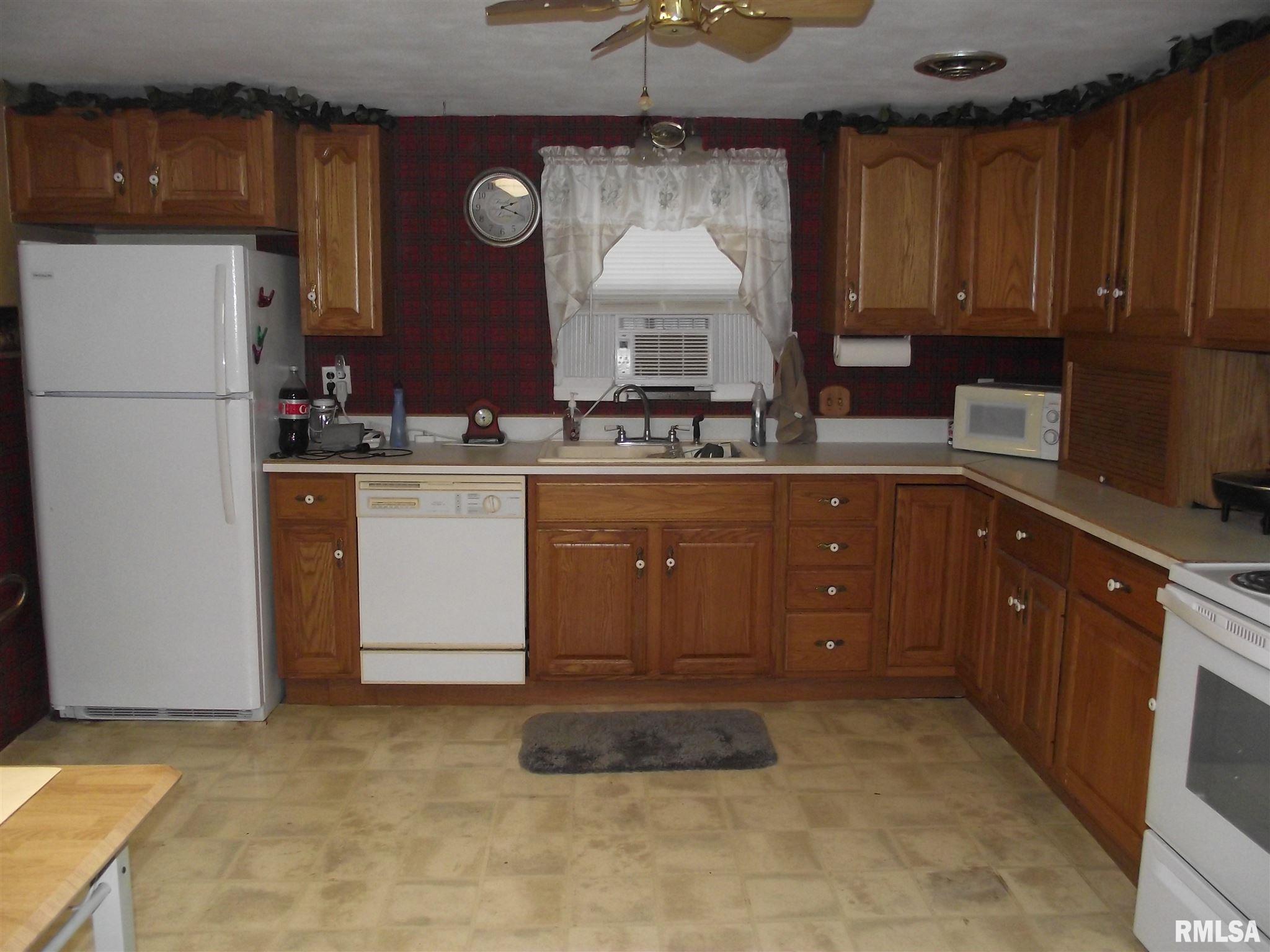 3676 Kendale Acres Road Tamaroa, IL 62888 - Photo 13 of 28 Gallery Image 13