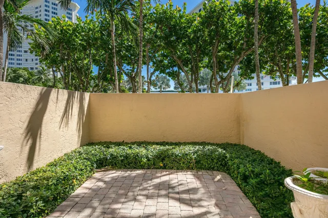 $22,000 | 555 South Ocean Boulevard, Unit 4, Boca Raton, FL 33432