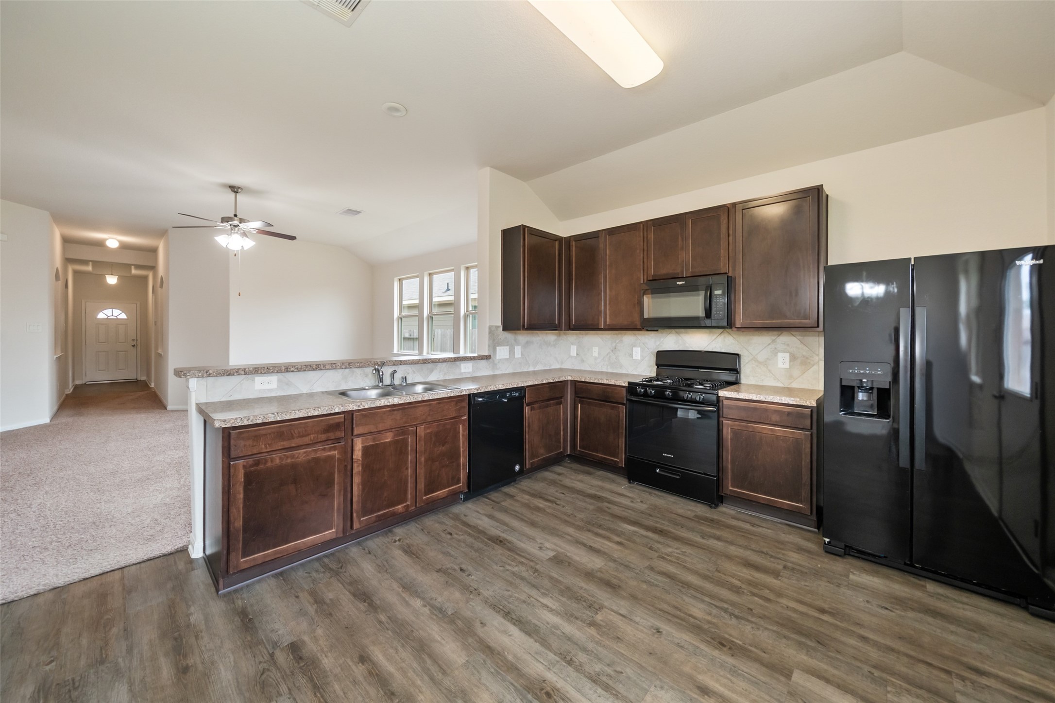 3626 Karissa Road Conroe, TX 77306 - Photo 2 of 34 Matching appliances