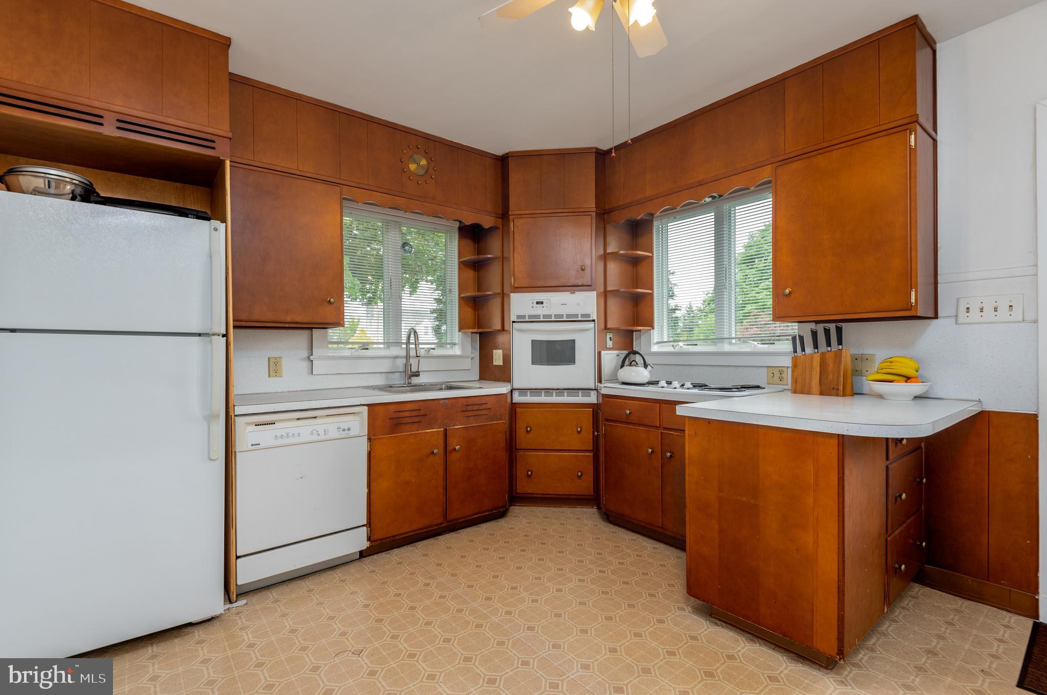 754 Fishburn Road Hershey, PA 17033 - Photo 7 of 25 Gallery Image 7