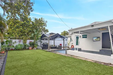 $540,000 | 821 North 73rd Avenue, Hollywood, FL 33024