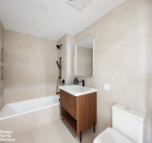 $1,495,000 | 30 Bushwick Avenue, Unit 5C | Williamsburg