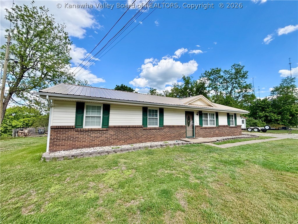 114 Skyline View Drive Ripley, WV 25271 - Photo 4 of 28 Gallery Image 4