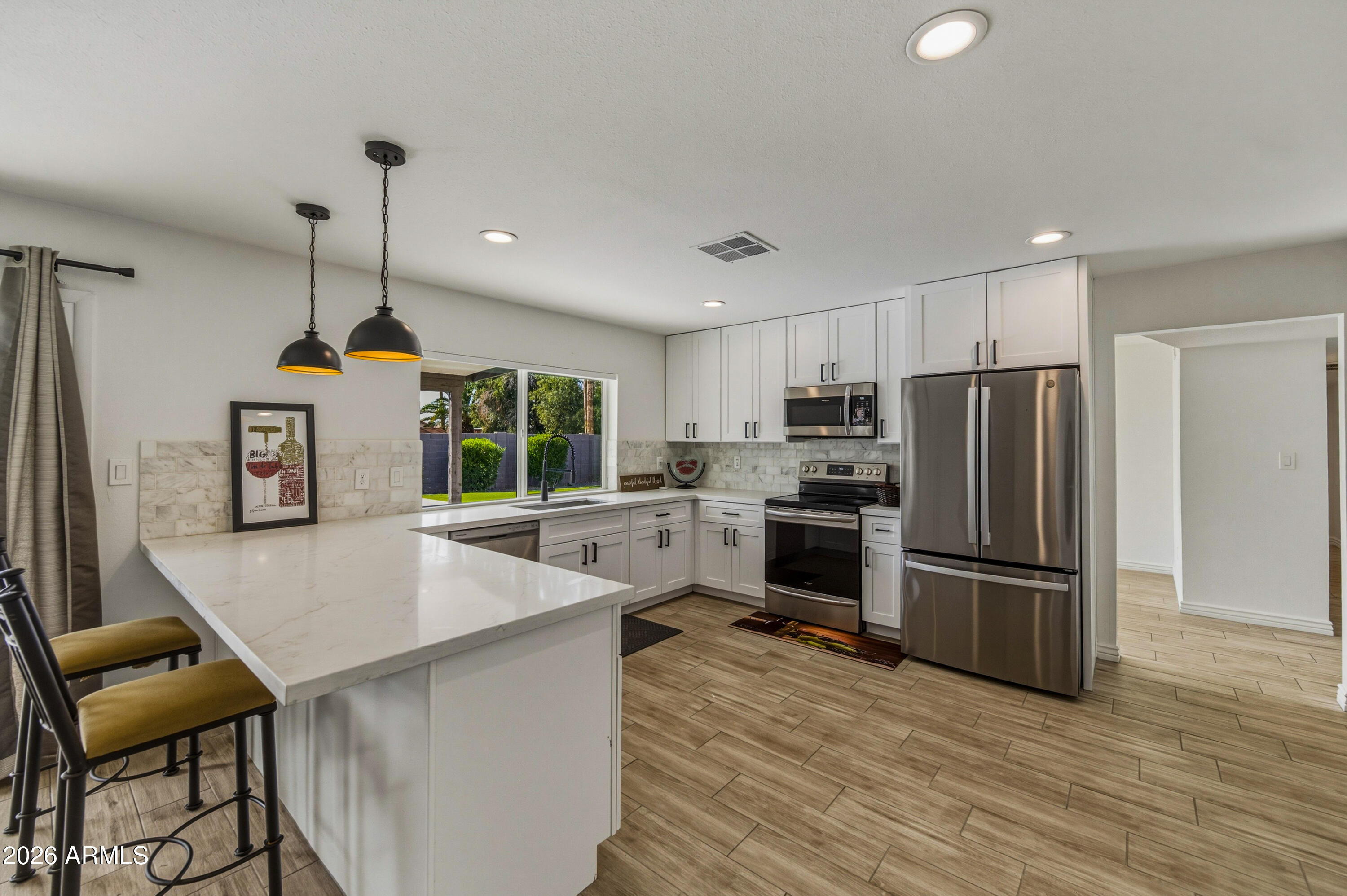 2616 South Ext Road Mesa, AZ 85210 - Photo 2 of 26 2616 S Extension Rd-218