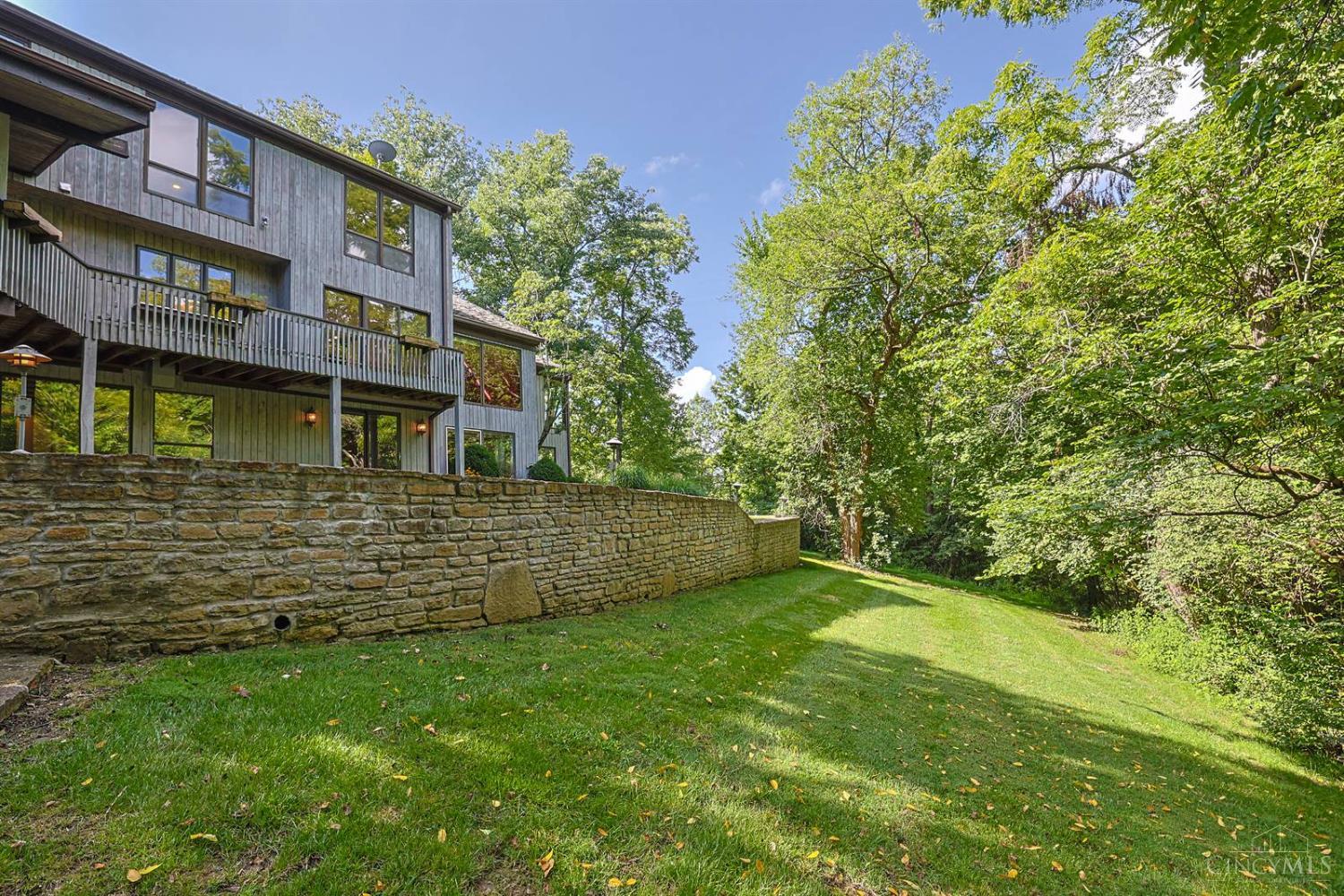 4805 Drake Road Cincinnati, OH 45243 - Photo 85 of 97 Gallery Image 85