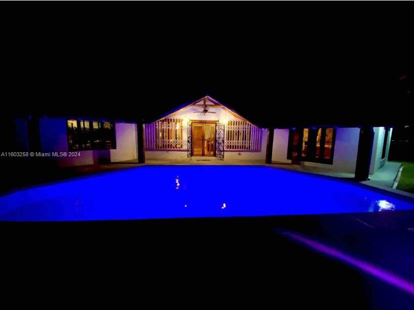 10 Ecuador Canton Atacames Gloucester City, NJ 08030 - Photo 11 of 20