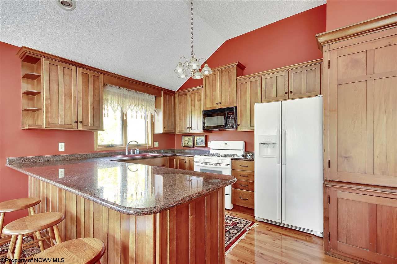 545 Maple Avenue Davis, WV 26260 - Photo 4 of 20 Gallery Image 4
