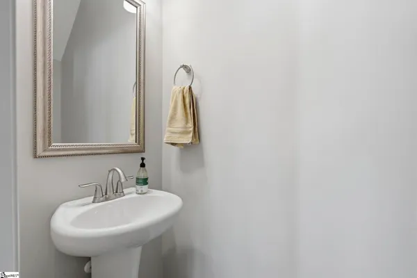 $435,000 | 603 Creekside Bluff, Simpsonville, SC 29681