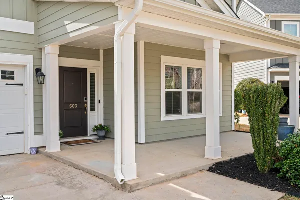 $435,000 | 603 Creekside Bluff, Simpsonville, SC 29681