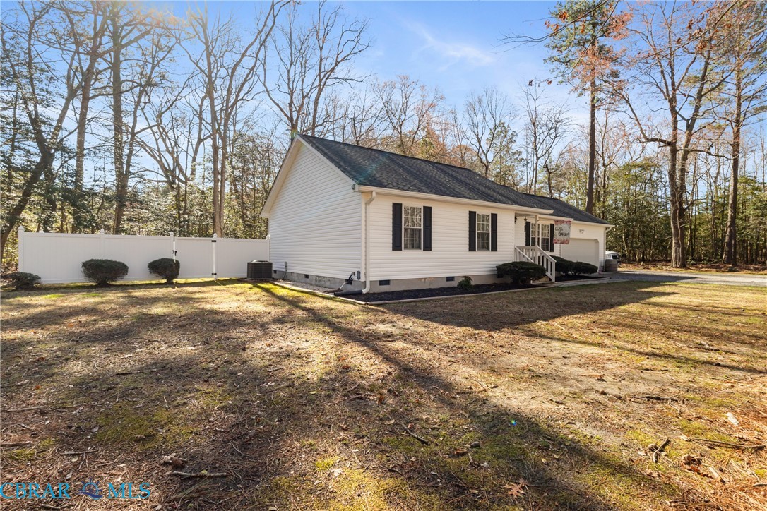 794 Cricket Hill Road Hudgins, VA 23076 - Photo 4 of 38