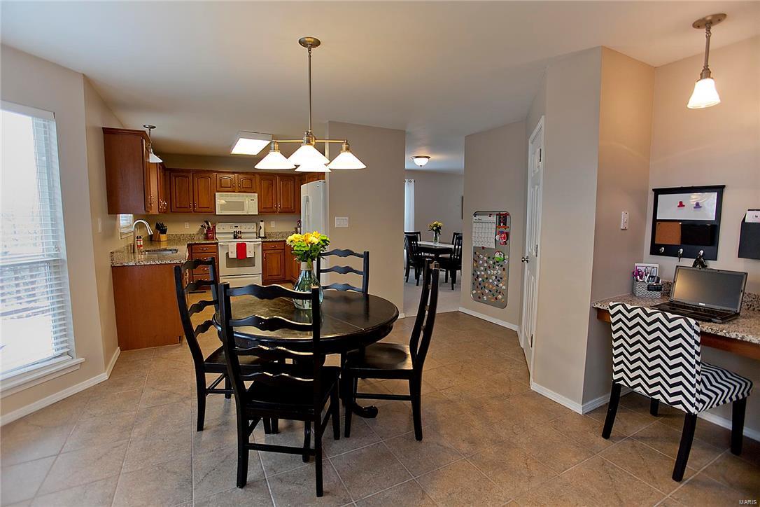 412 Arbor Spring Drive Ballwin, MO 63021 - Photo 11 of 33