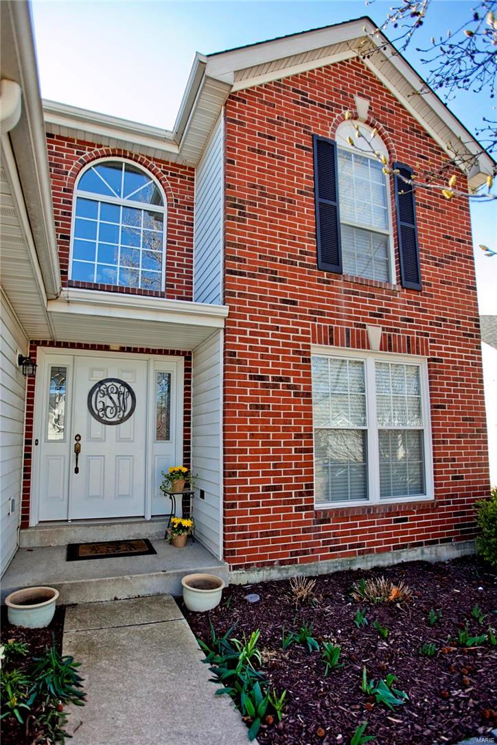 412 Arbor Spring Drive Ballwin, MO 63021 - Photo 2 of 33