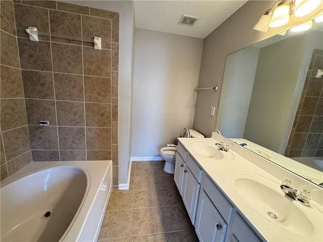 $1,899 | 962 Prestwyck Court, Alpharetta, GA 30004