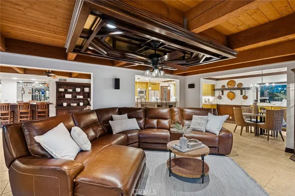 $2,399,999 | 30951 Via Errecarte, San Juan Capistrano, CA 92675