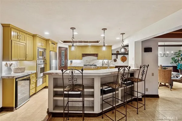 $2,399,999 | 30951 Via Errecarte, San Juan Capistrano, CA 92675