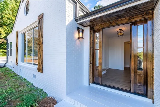 $374,900 | 178 East Salisbury Street, Denton, NC 27239