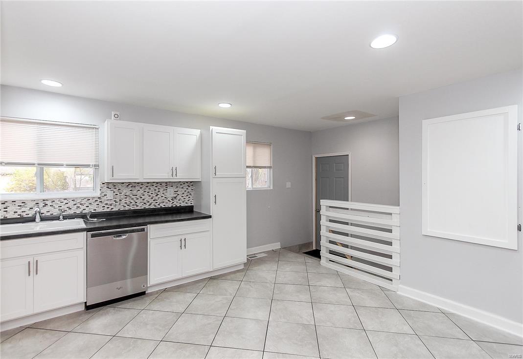 856 Prigge Road St. Louis, MO 63138 - Photo 5 of 18