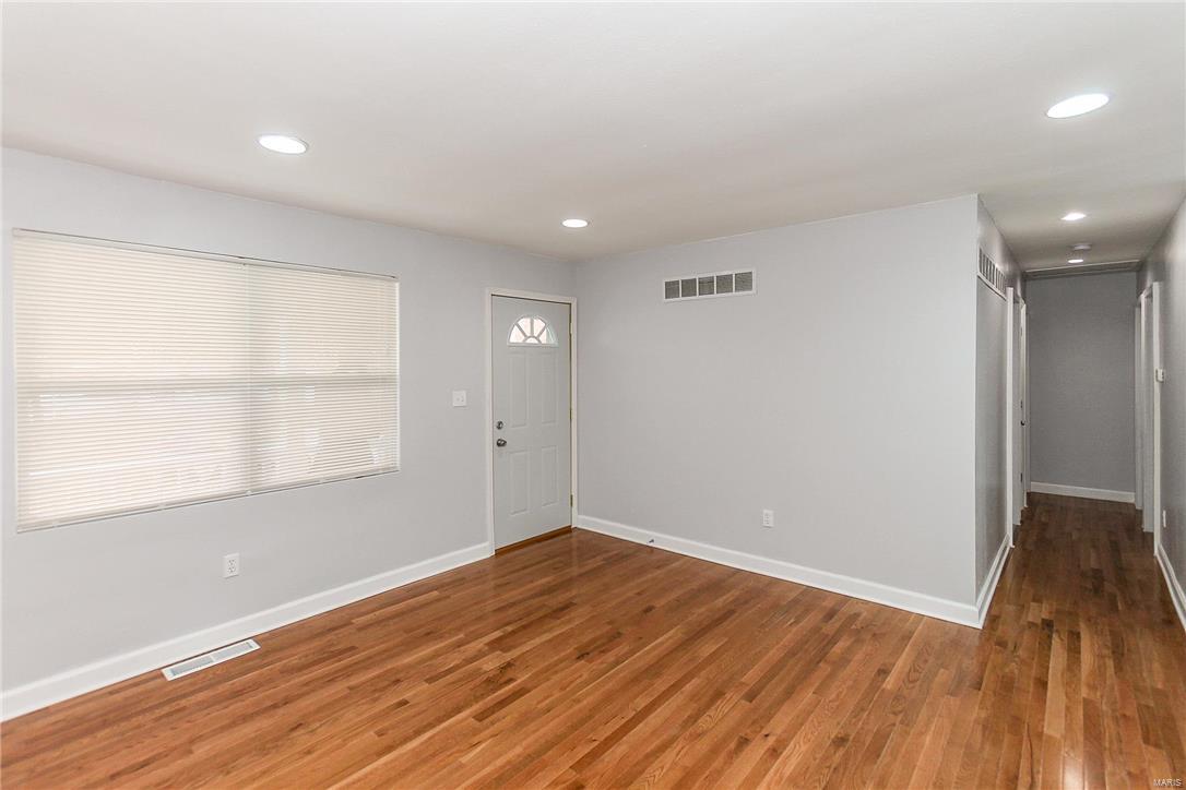 856 Prigge Road St. Louis, MO 63138 - Photo 10 of 18