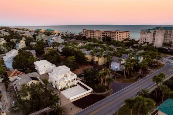$1,750,000 | 73 Crystal Beach Drive, Destin, FL 32541