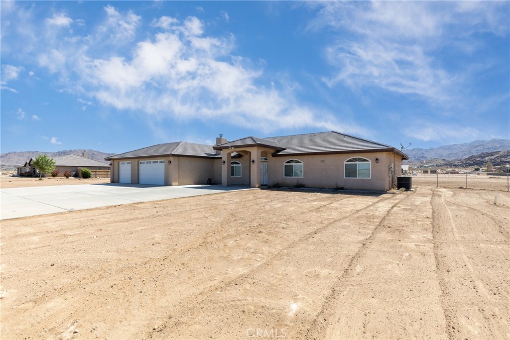 14625 Olema Road Apple Valley, CA 92307 - Photo 34 of 41