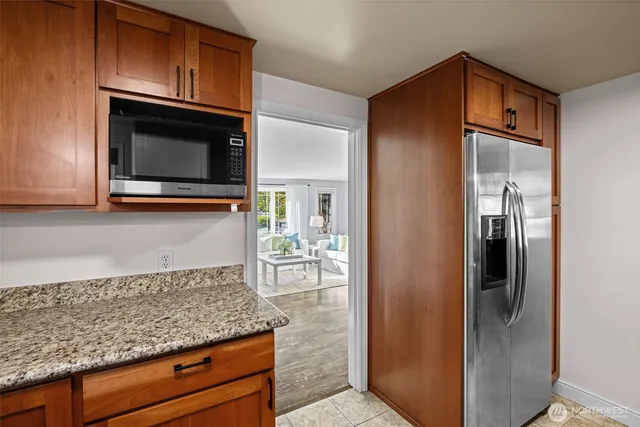 $740,000 | 15220 12th Avenue Northeast, Unit 15220, Shoreline, WA 98155