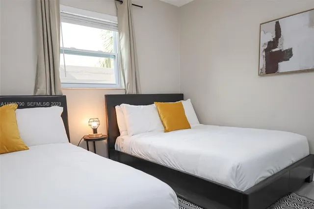 $4,400 | 2761 Southwest 33rd Avenue, Unit 2, Miami, FL 33133