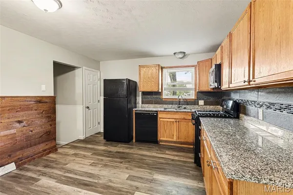 $195,900 | 1845 Violet Drive, Florissant, MO 63031