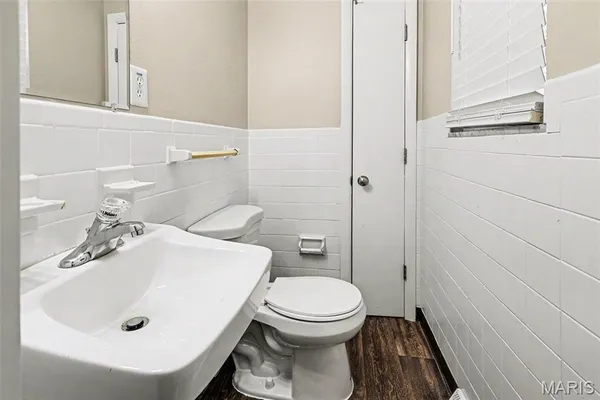 $195,900 | 1845 Violet Drive, Florissant, MO 63031