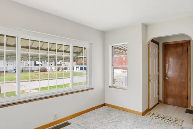 $136,000 | 1923 31st Street, Moline, IL 61265