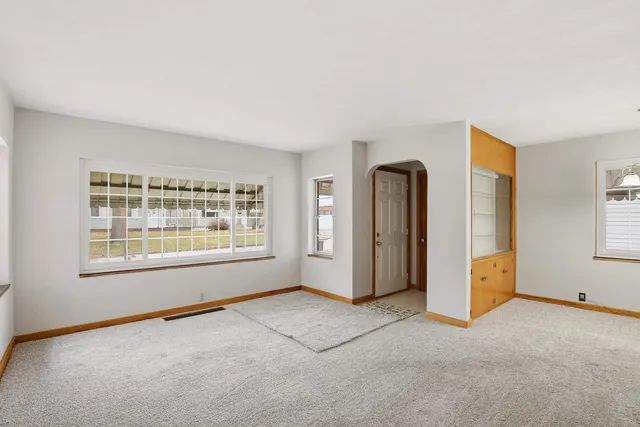 $136,000 | 1923 31st Street, Moline, IL 61265