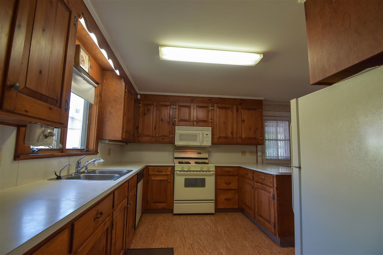 94 Elm Street Manchester, VT 05255 - Photo 7 of 23 Gallery Image 7