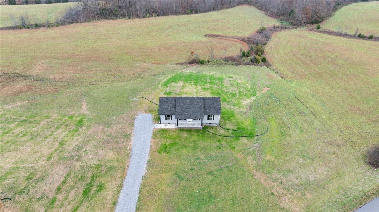 40 Lone Oak Road Clarkson, KY 42726 - Photo 4 of 36 Gallery Image 4